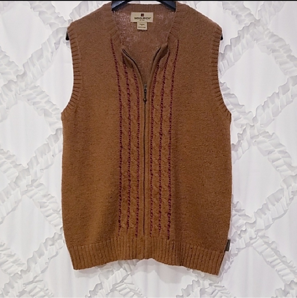 Vintage Woolrich Fawn Zip Up Sweater Vest